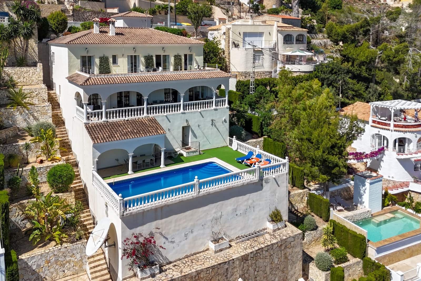 6 makuuhuone Huvila myytävänä paikassa Calpe / Calp mukana uima-altaan 
autotalli - 999 000 € (Ref: 9008449)