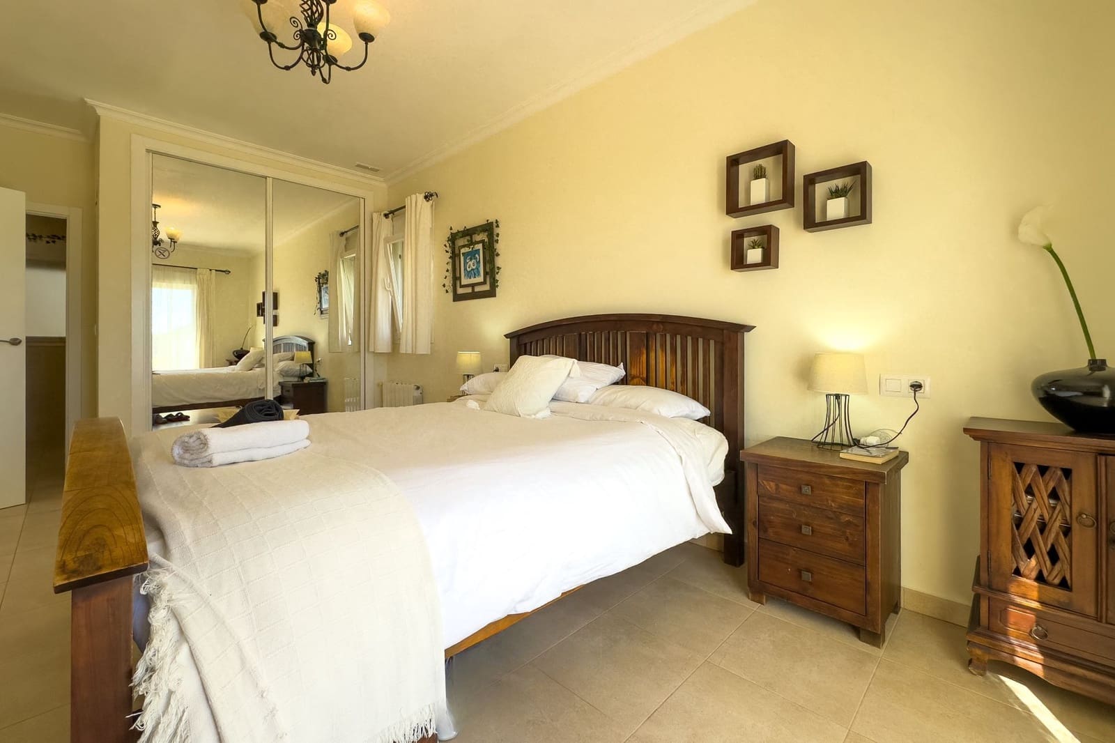 6 makuuhuone Huvila myytävänä paikassa Calpe / Calp mukana uima-altaan 
autotalli - 999 000 € (Ref: 9008449)