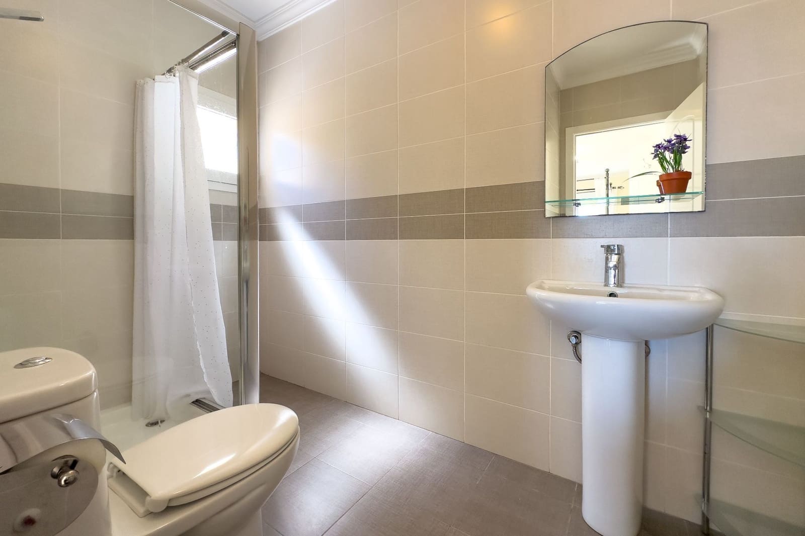 6 makuuhuone Huvila myytävänä paikassa Calpe / Calp mukana uima-altaan 
autotalli - 999 000 € (Ref: 9008449)