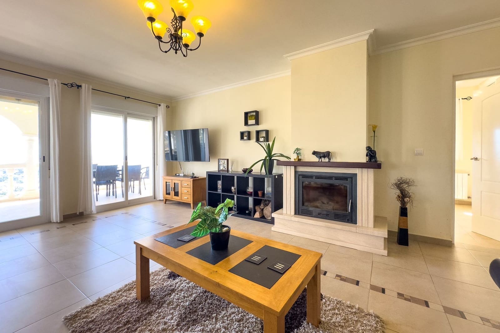 6 makuuhuone Huvila myytävänä paikassa Calpe / Calp mukana uima-altaan 
autotalli - 999 000 € (Ref: 9008449)