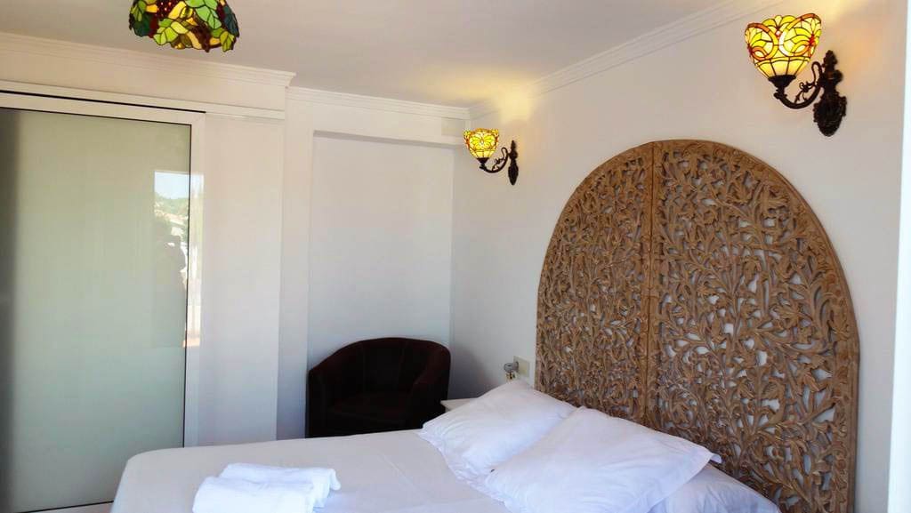 11 soveværelse Hotel til salg i Calpe / Calp med swimmingpool garage - € 850.000 (Ref: 9019833)