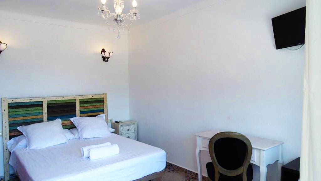 11 soveværelse Hotel til salg i Calpe / Calp med swimmingpool garage - € 850.000 (Ref: 9019833)