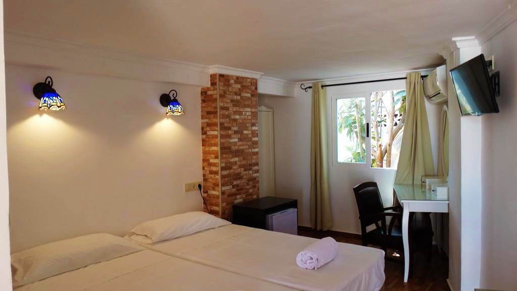 11 soveværelse Hotel til salg i Calpe / Calp med swimmingpool garage - € 850.000 (Ref: 9019833)