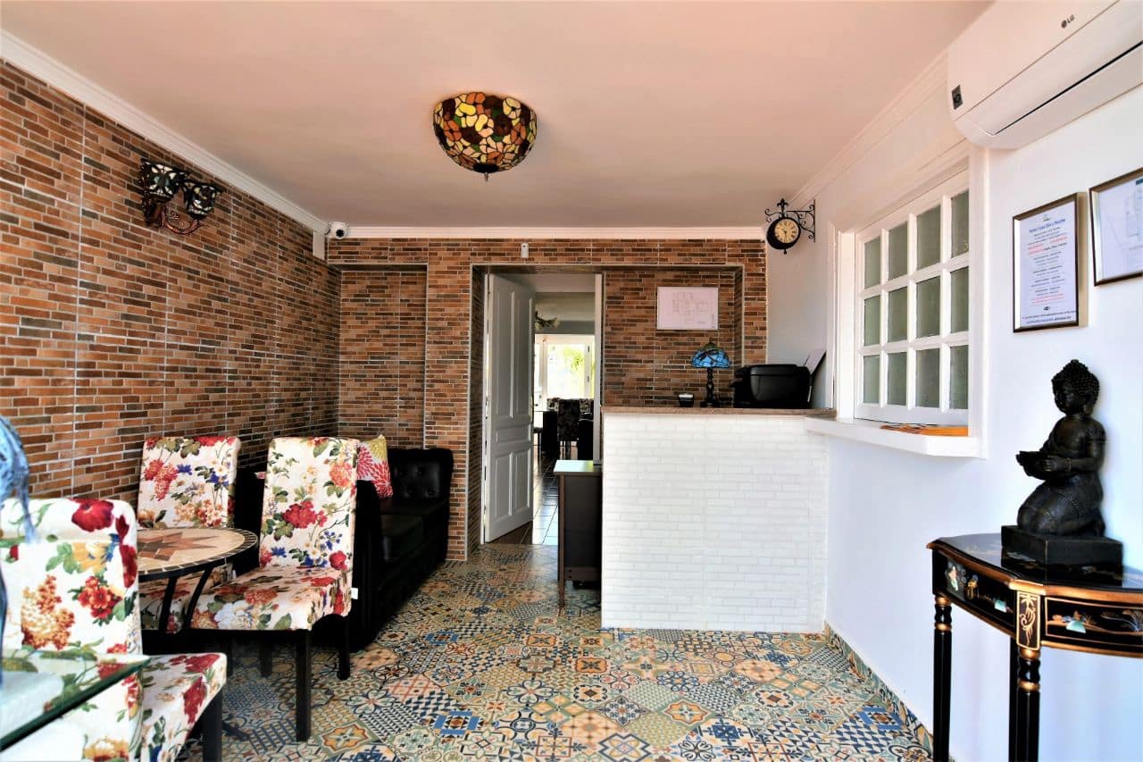 11 soveværelse Hotel til salg i Calpe / Calp med swimmingpool garage - € 850.000 (Ref: 9019833)