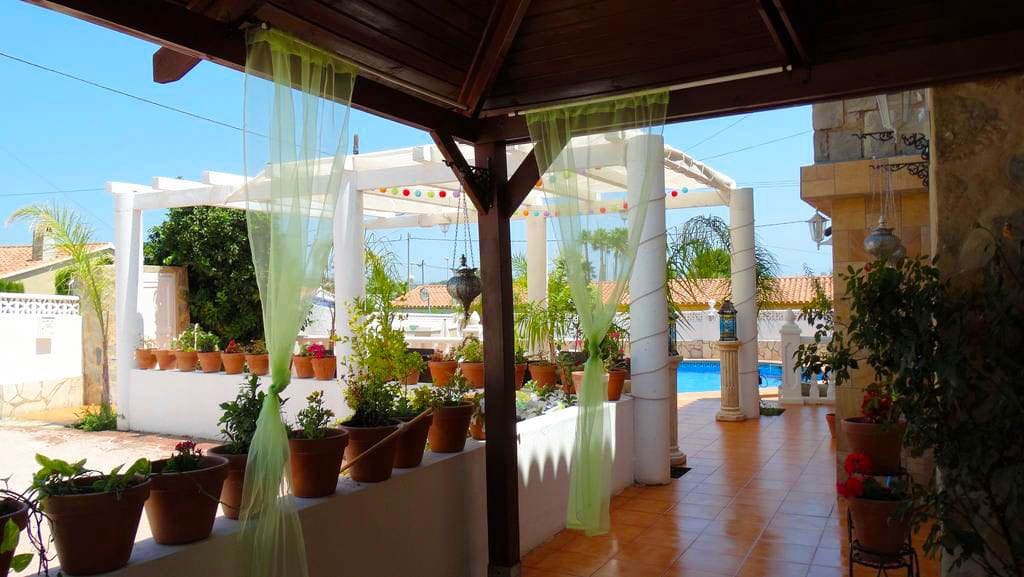 11 soveværelse Hotel til salg i Calpe / Calp med swimmingpool garage - € 850.000 (Ref: 9019833)