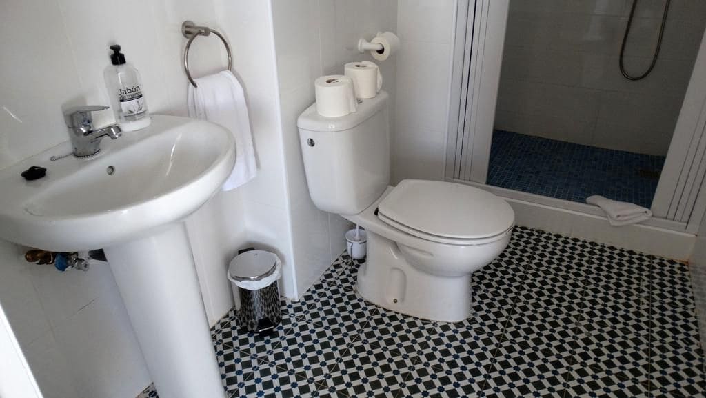 11 soveværelse Hotel til salg i Calpe / Calp med swimmingpool garage - € 850.000 (Ref: 9019833)