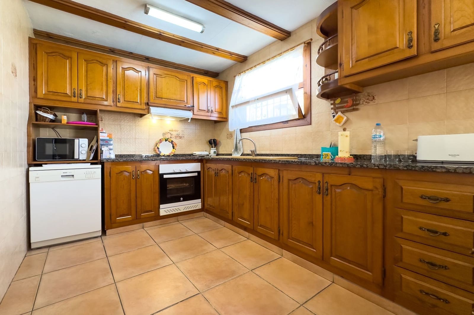 4 bedroom Villa for sale in Benissa with pool garage - € 539,000 (Ref: 9106261)