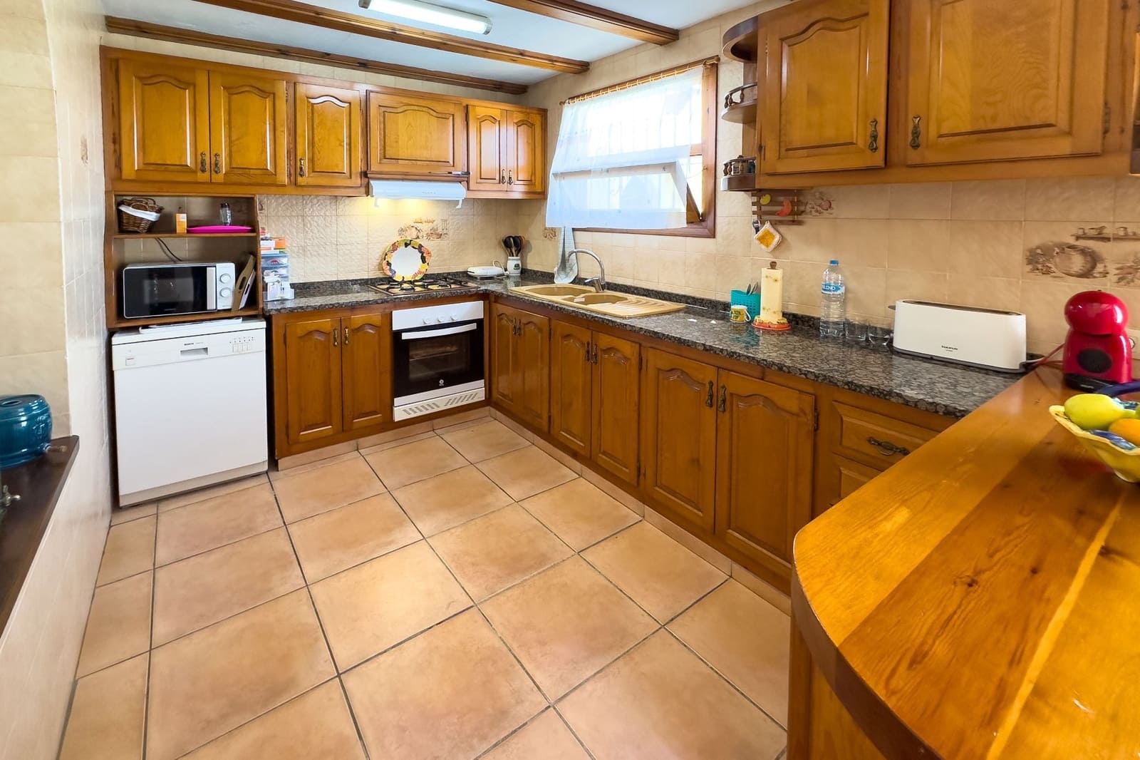 4 bedroom Villa for sale in Benissa with pool garage - € 539,000 (Ref: 9106261)