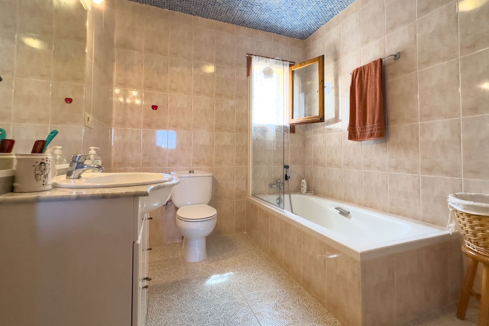 4 bedroom Villa for sale in Benissa with pool garage - € 539,000 (Ref: 9106261)