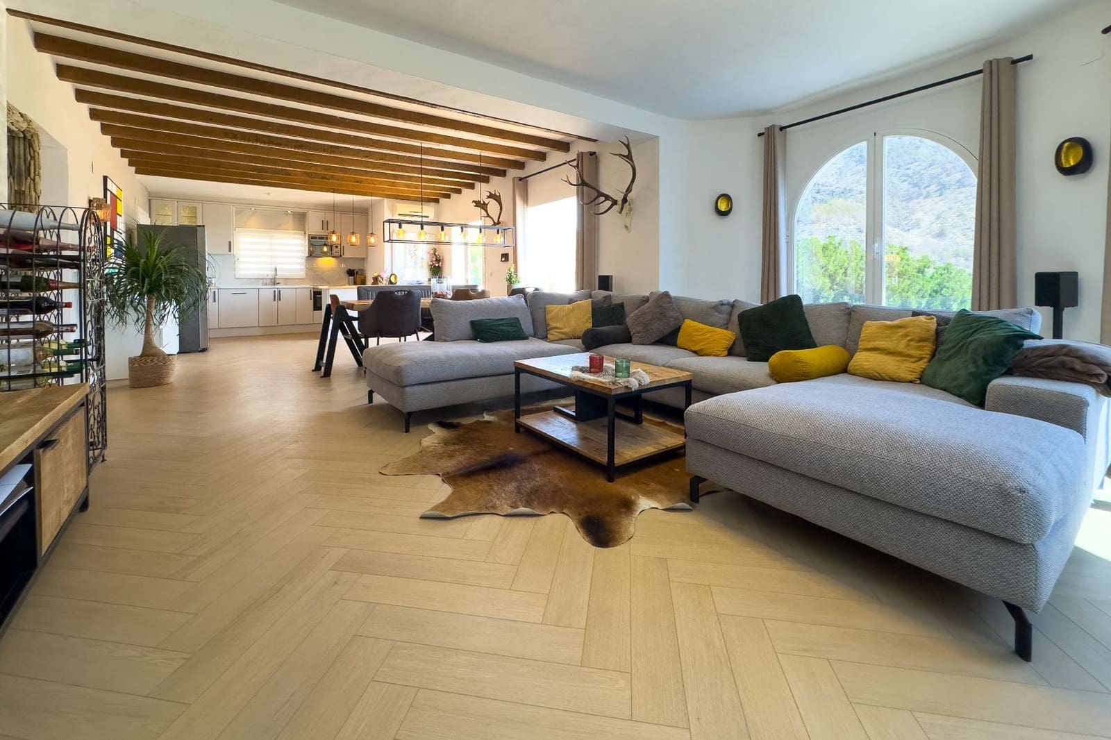 4 Zimmer Villa zu verkaufen in Calpe / Calp mit Pool Garage - 550.000 € (Ref: 9106262)