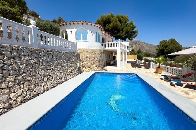 4 quarto Moradia para venda em Maryvilla, Calpe / Calp com piscina garagem - 550 000 € (Ref: 9106262)