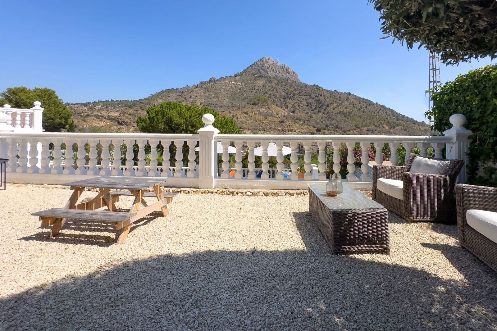 4 Zimmer Villa zu verkaufen in Calpe / Calp mit Pool Garage - 550.000 € (Ref: 9106262)