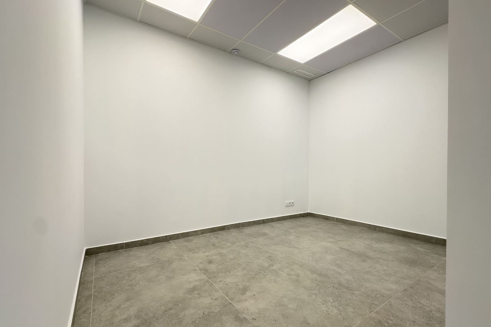 Comercial para venda em Calpe / Calp - 315 000 € (Ref: 9115853)