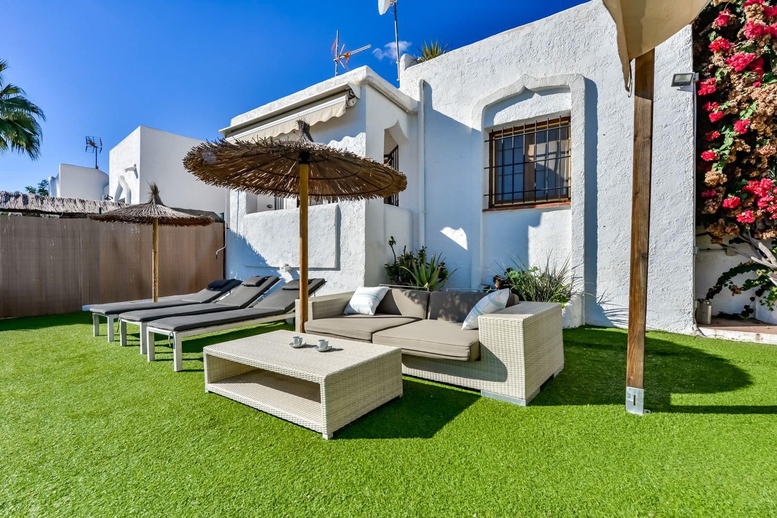 3 bedroom Villa for sale in Calpe / Calp with pool garage - € 425,000 (Ref: 9116608)