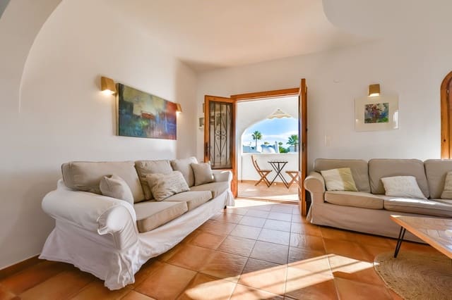 Chalet de 3 habitaciones en Calpe / Calp en venta con piscina garaje - 425.000 € (Ref: 9116608)