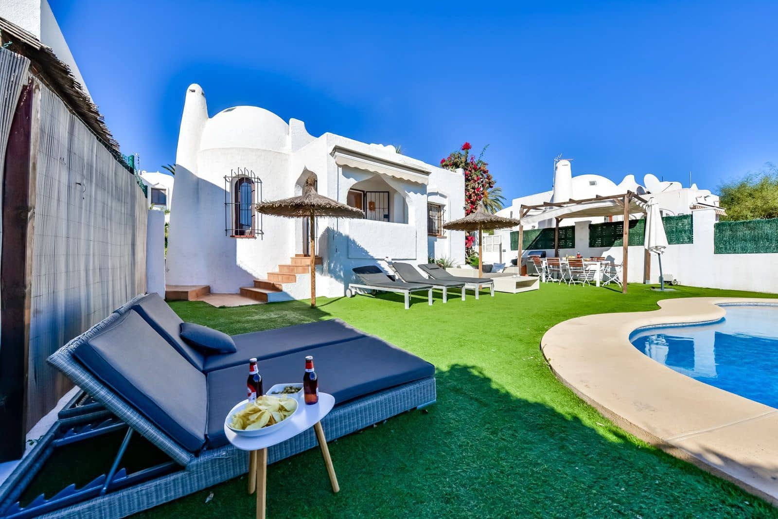 3 bedroom Villa for sale in Calpe / Calp with pool garage - € 425,000 (Ref: 9116608)