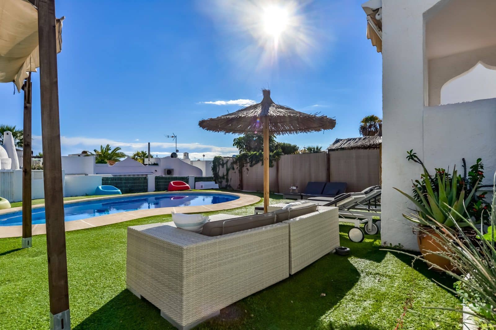 3 bedroom Villa for sale in Calpe / Calp with pool garage - € 425,000 (Ref: 9116608)