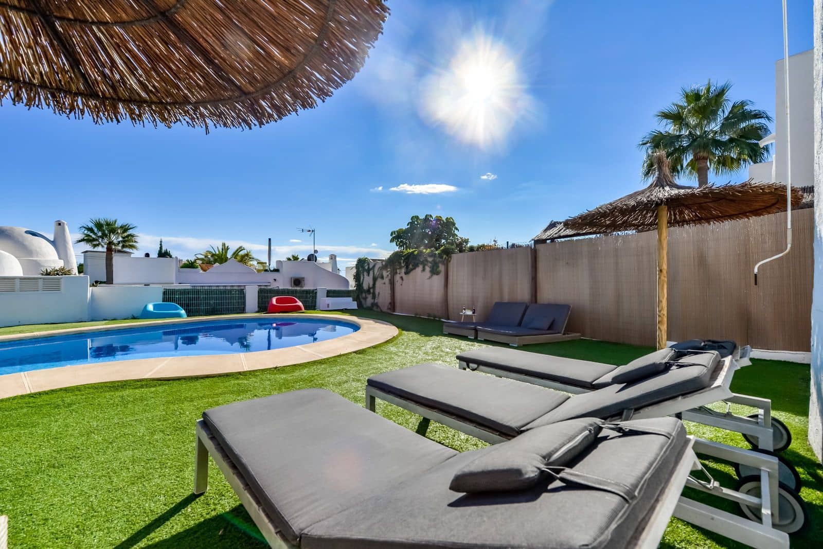 3 bedroom Villa for sale in Calpe / Calp with pool garage - € 425,000 (Ref: 9116608)