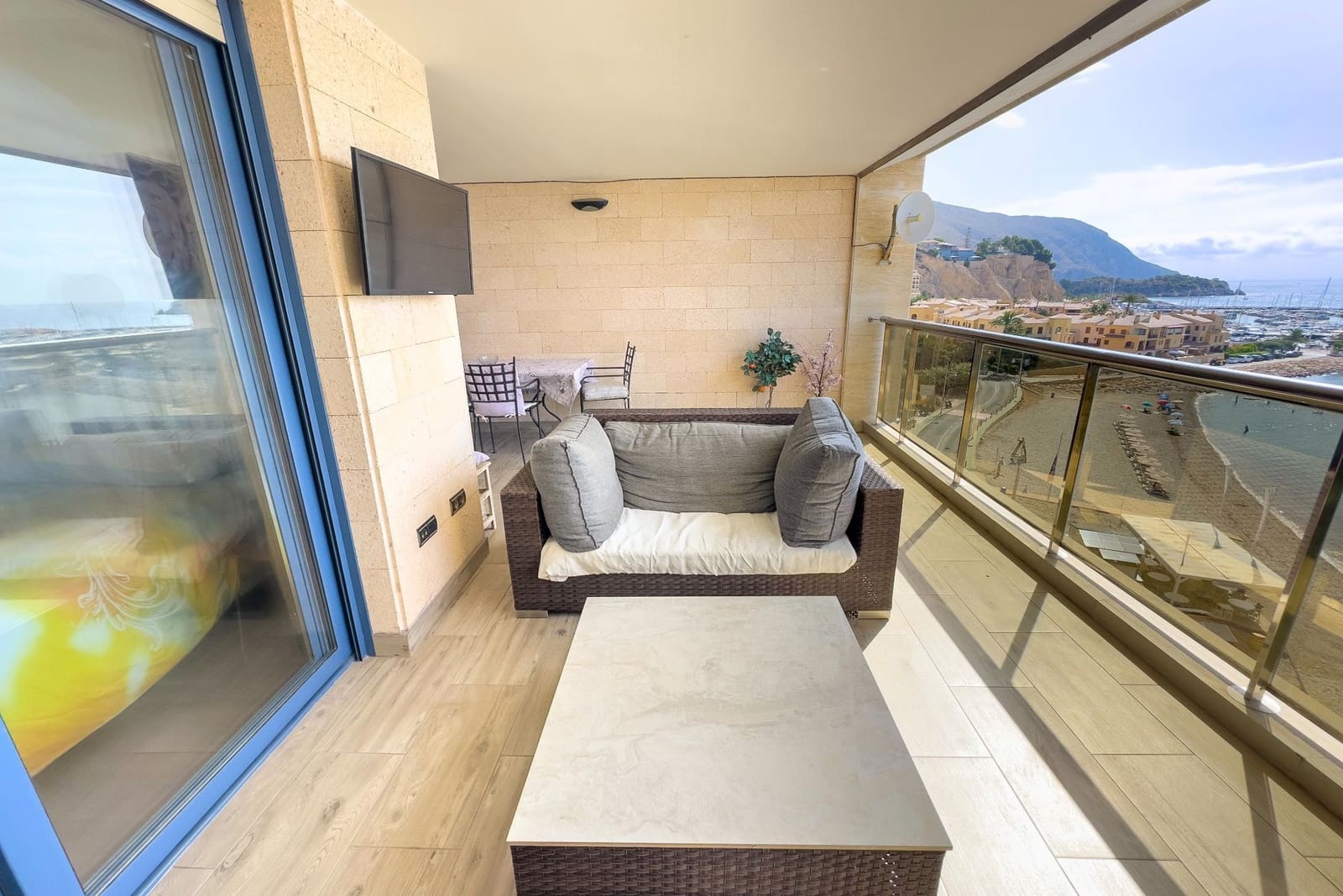 2 bedroom Apartment for sale in Altea with pool garage - € 399,000 (Ref: 9148838)
