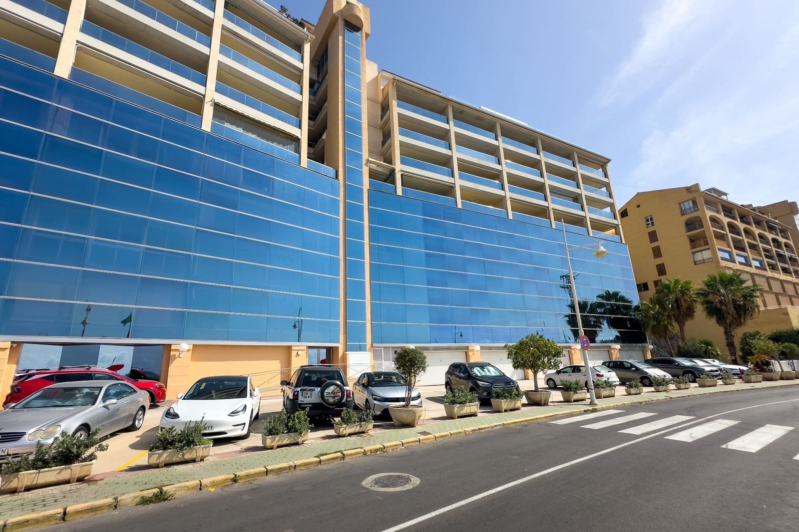 2 bedroom Apartment for sale in Altea with pool garage - € 399,000 (Ref: 9148838)