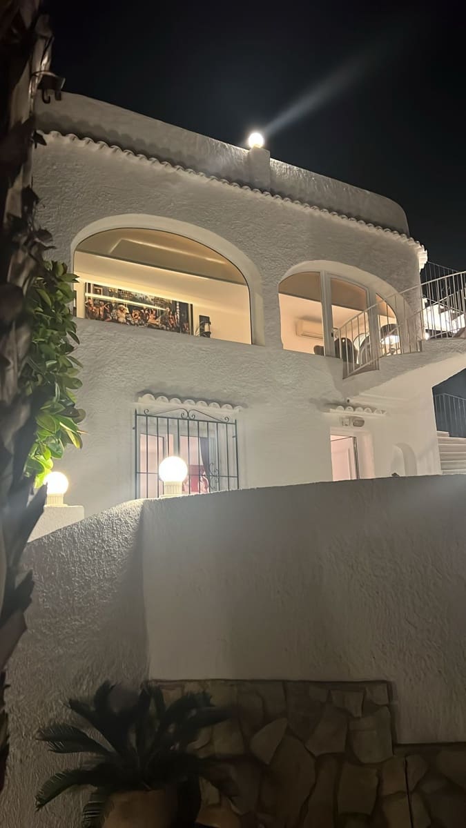 3 chambre Villa/Maison à vendre à Calpe / Calp avec piscine garage - 645 000 € (Ref: 9189015)