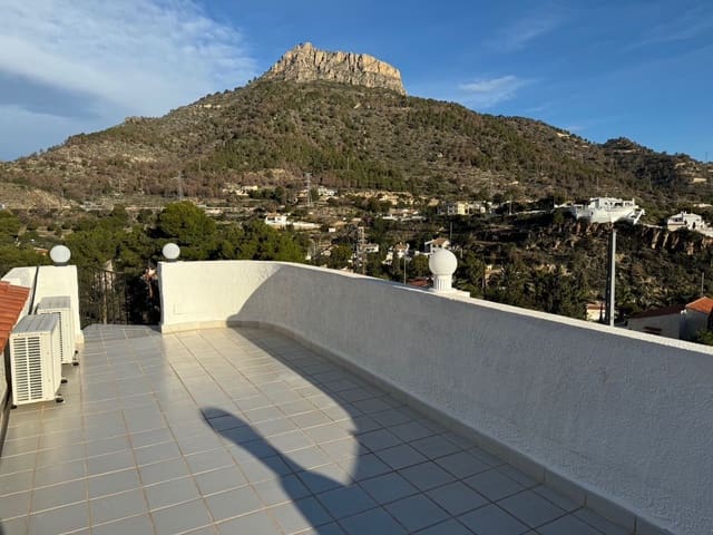 3 chambre Villa/Maison à vendre à Maryvilla, Calpe / Calp avec piscine garage - 645 000 € (Ref: 9189015)