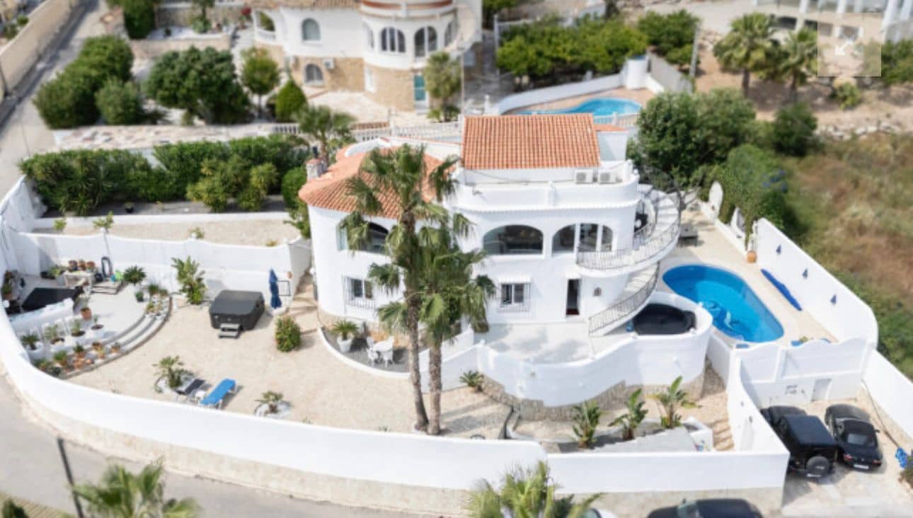 3 chambre Villa/Maison à vendre à Calpe / Calp avec piscine garage - 645 000 € (Ref: 9189015)