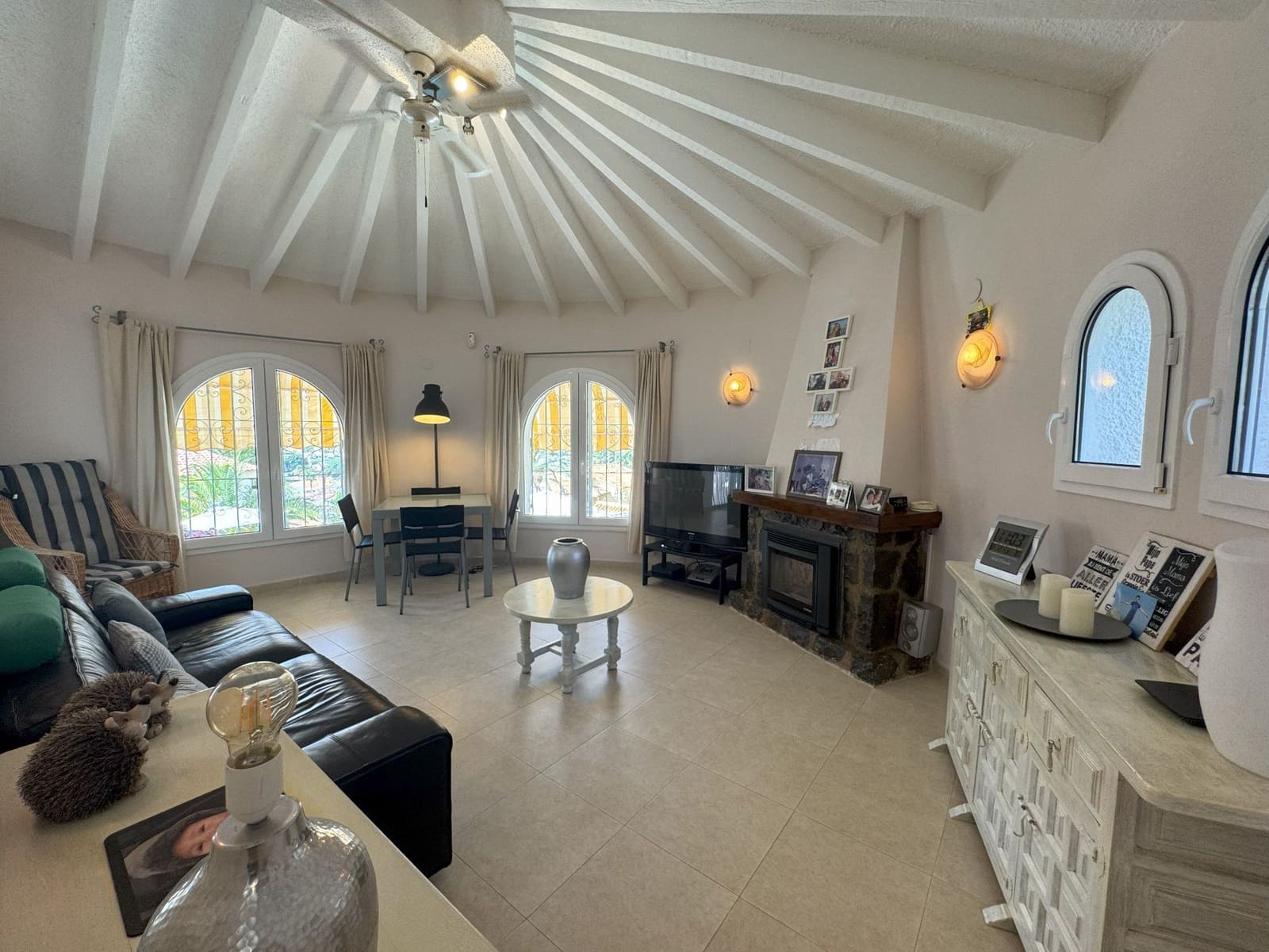 4 bedroom Villa for sale in Calpe / Calp with pool garage - € 760,000 (Ref: 9192064)