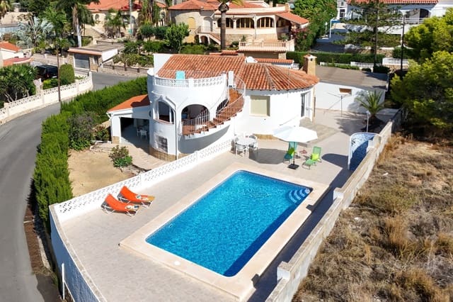 4 slaapkamer Villa te koop in Calpe / Calp met zwembad garage - € 495.000 (Ref: 9262176)