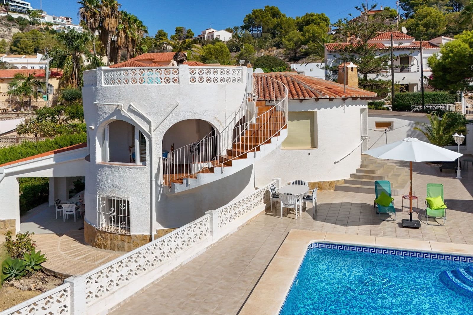4 soveværelse Villa til salg i Calpe / Calp med swimmingpool garage - € 495.000 (Ref: 9262176)