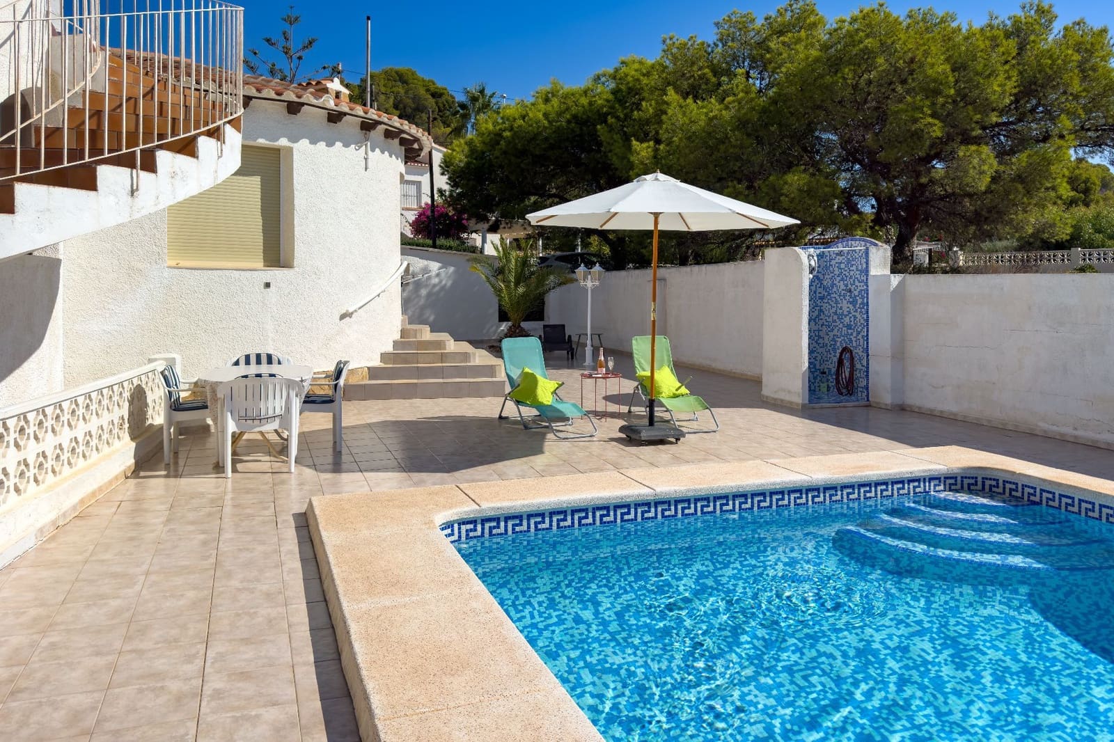 4 soveværelse Villa til salg i Calpe / Calp med swimmingpool garage - € 495.000 (Ref: 9262176)