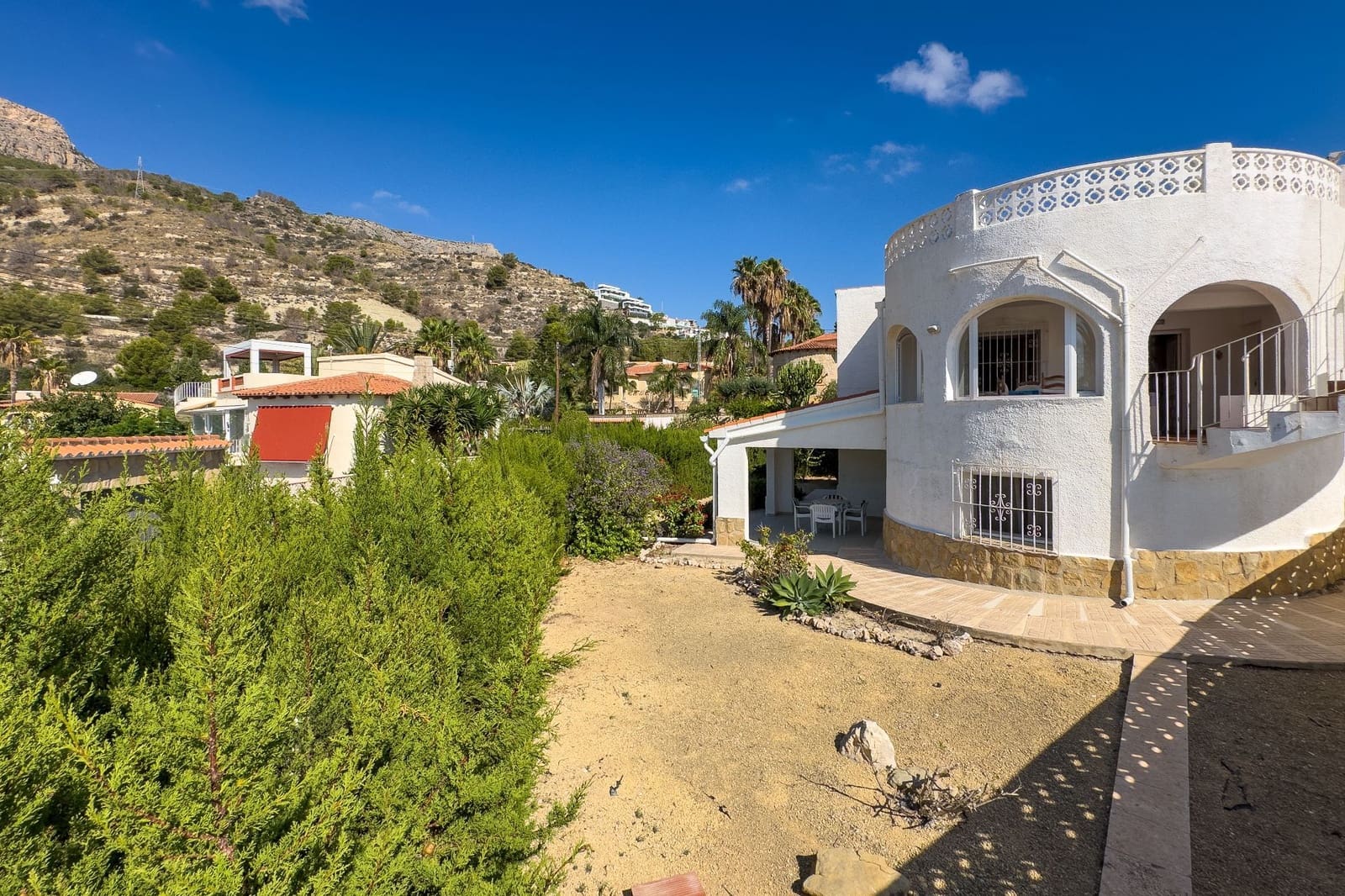 4 soveværelse Villa til salg i Calpe / Calp med swimmingpool garage - € 495.000 (Ref: 9262176)