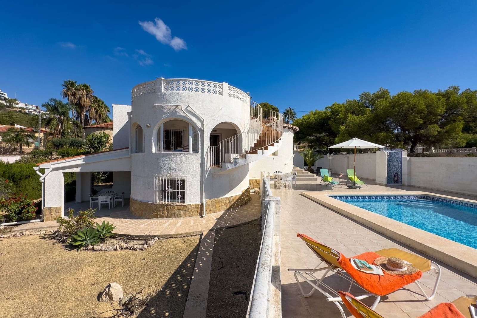 4 soveværelse Villa til salg i Calpe / Calp med swimmingpool garage - € 495.000 (Ref: 9262176)