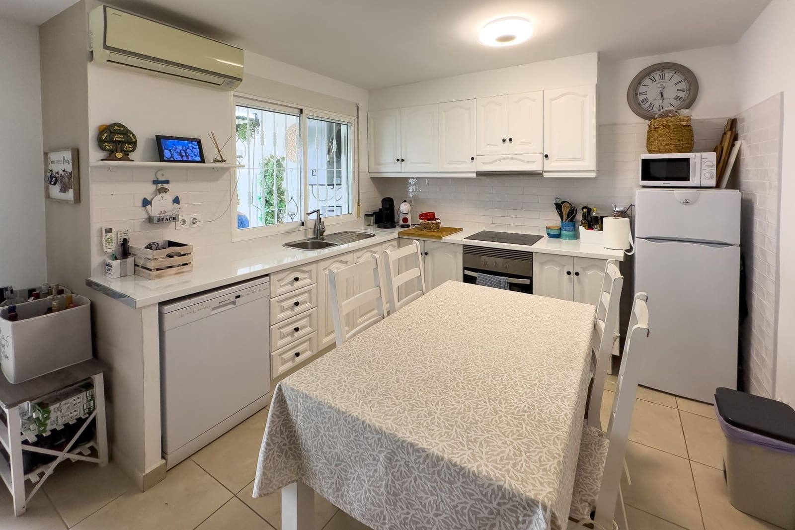 3 soveværelse Bungalow til salg i Calpe / Calp med swimmingpool - € 325.000 (Ref: 9374953)