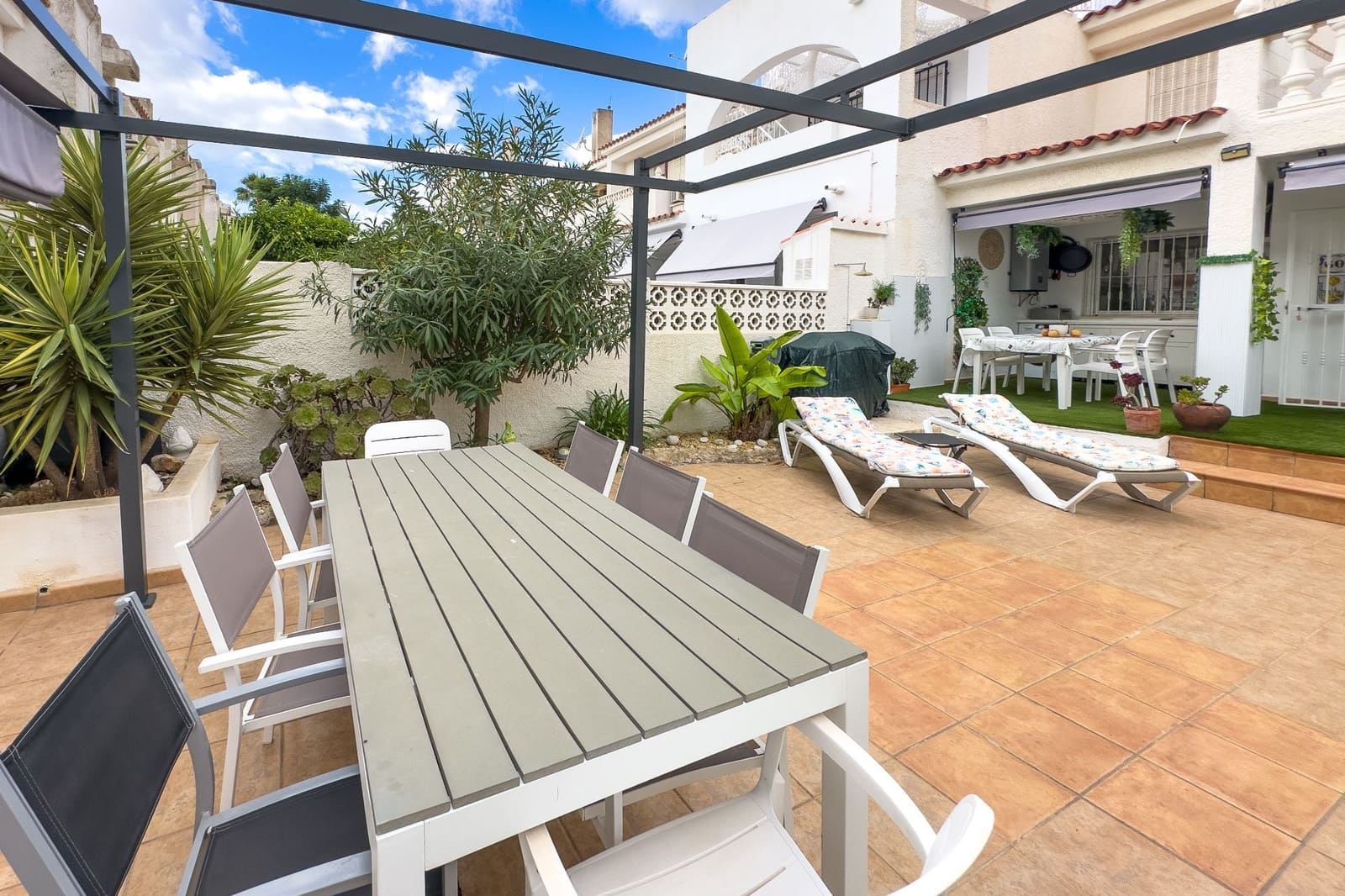 3 soveværelse Bungalow til salg i Calpe / Calp med swimmingpool - € 325.000 (Ref: 9374953)