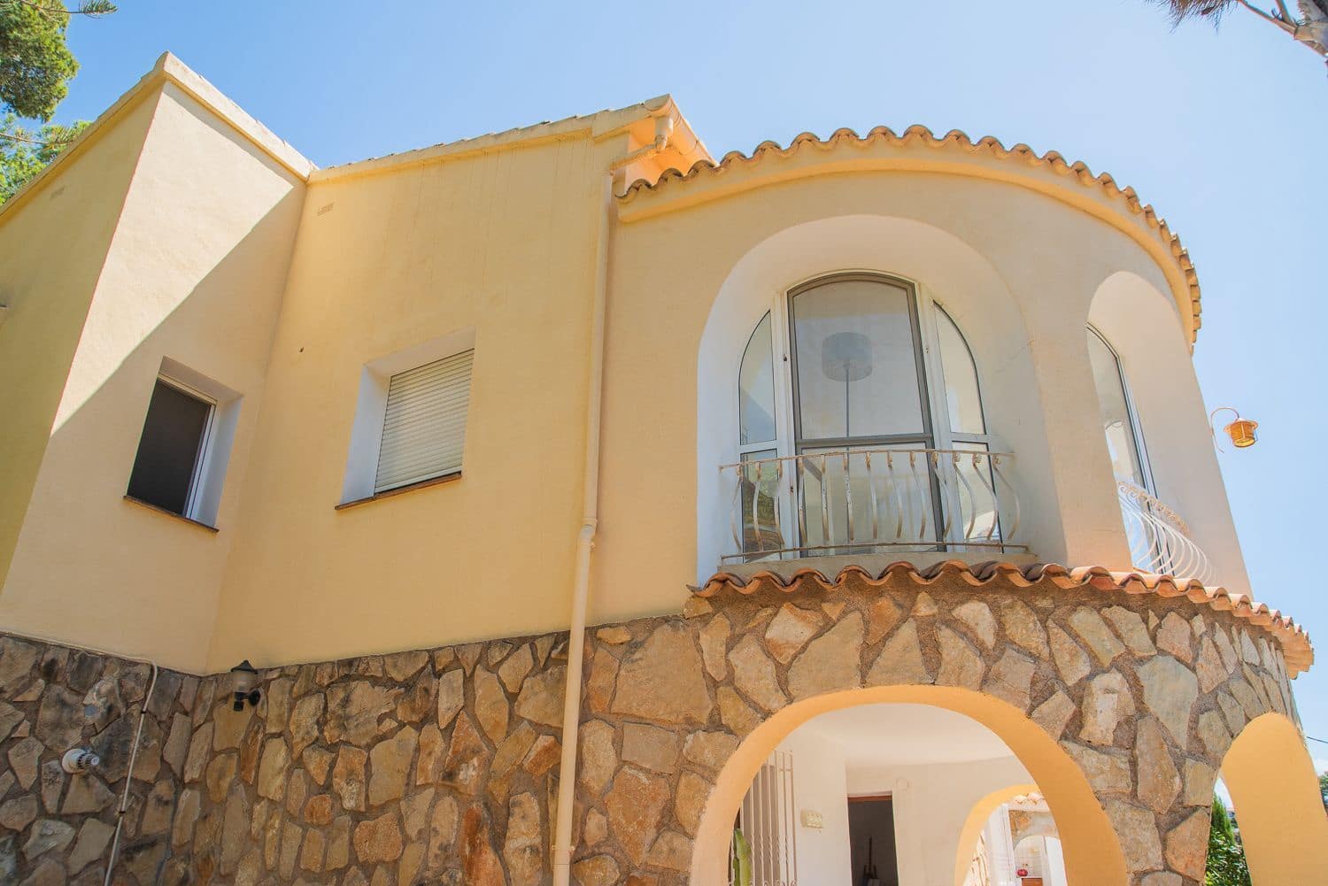 3 Zimmer Villa zu verkaufen in Benissa mit Pool Garage - 799.000 € (Ref: 9385108)
