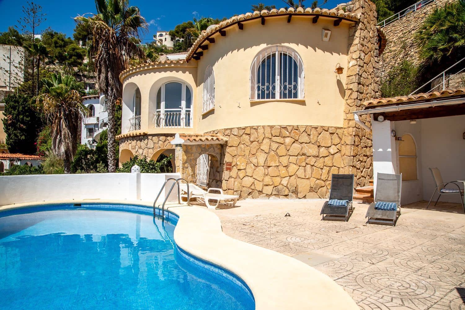 3 Zimmer Villa zu verkaufen in Benissa mit Pool Garage - 799.000 € (Ref: 9385108)