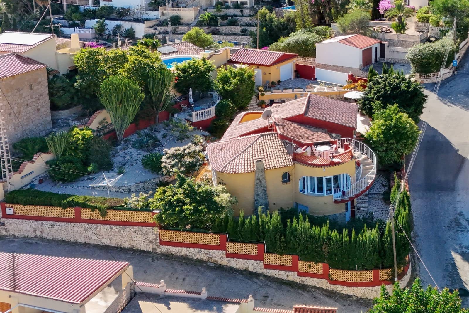 2 slaapkamer Villa te koop in Calpe / Calp met zwembad garage - € 590.000 (Ref: 9426867)