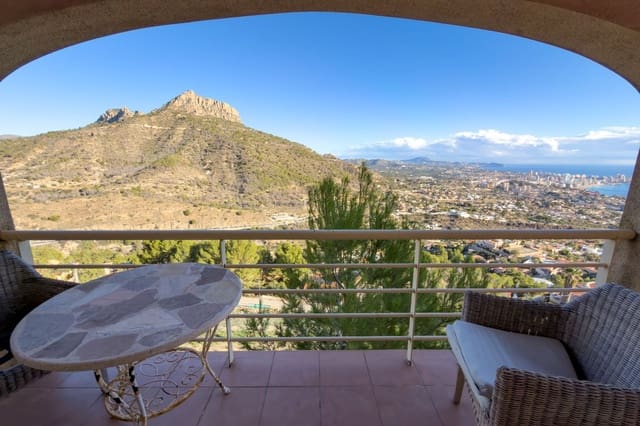 4 makuuhuone Bungalow myytävänä paikassa Maryvilla, Calpe / Calp mukana 
autotalli - 340 000 € (Ref: 9430793)