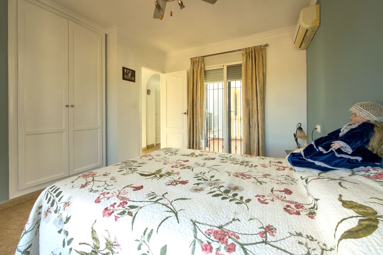 3 bedroom Villa for sale in Sagra with pool garage - € 400,000 (Ref: 9470890)