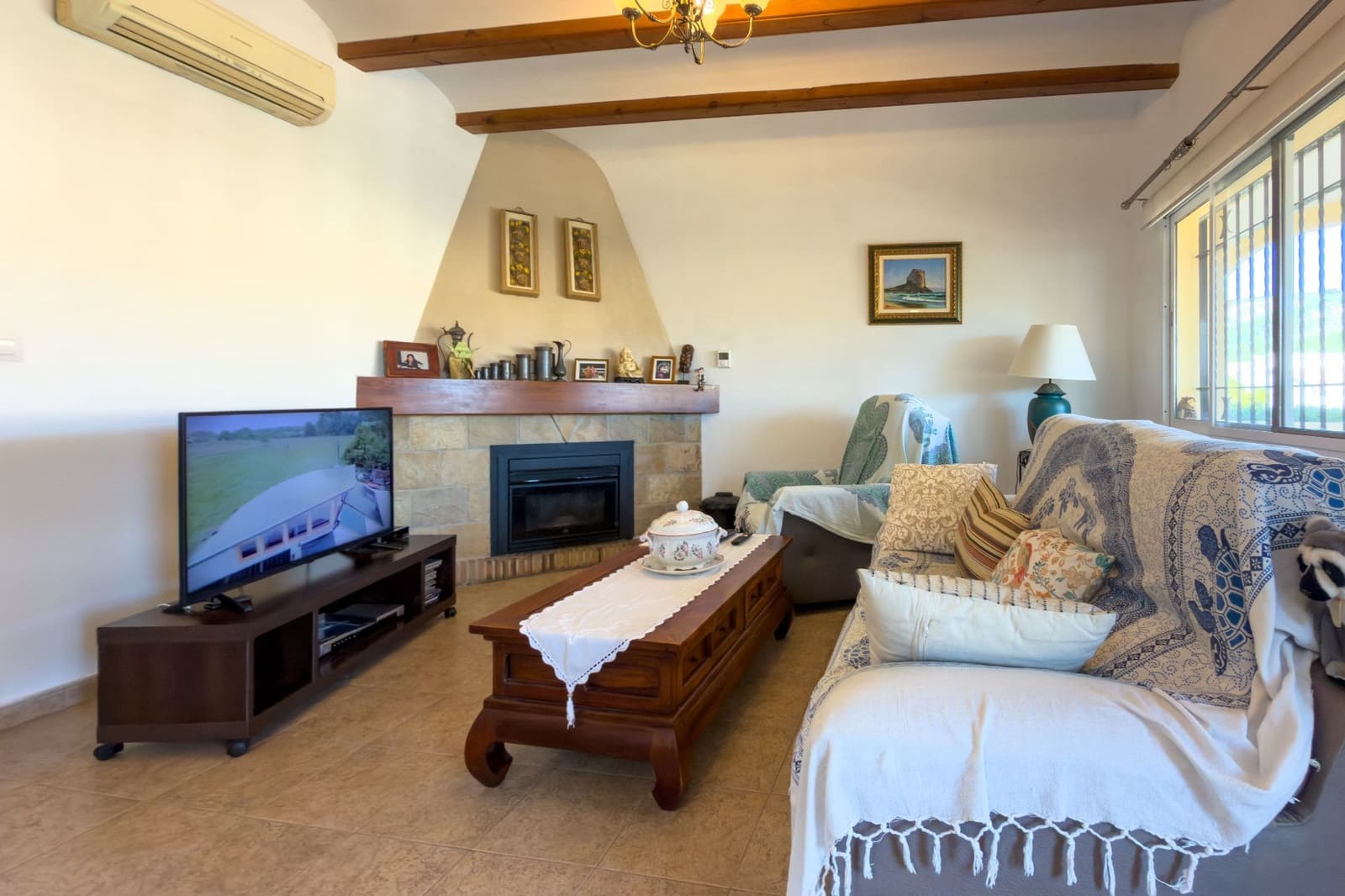 3 bedroom Villa for sale in Sagra with pool garage - € 400,000 (Ref: 9470890)