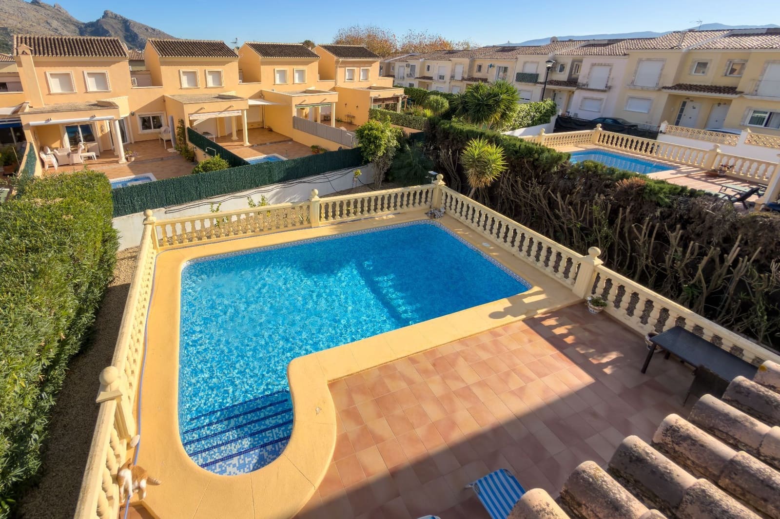 3 bedroom Villa for sale in Sagra with pool garage - € 400,000 (Ref: 9470890)