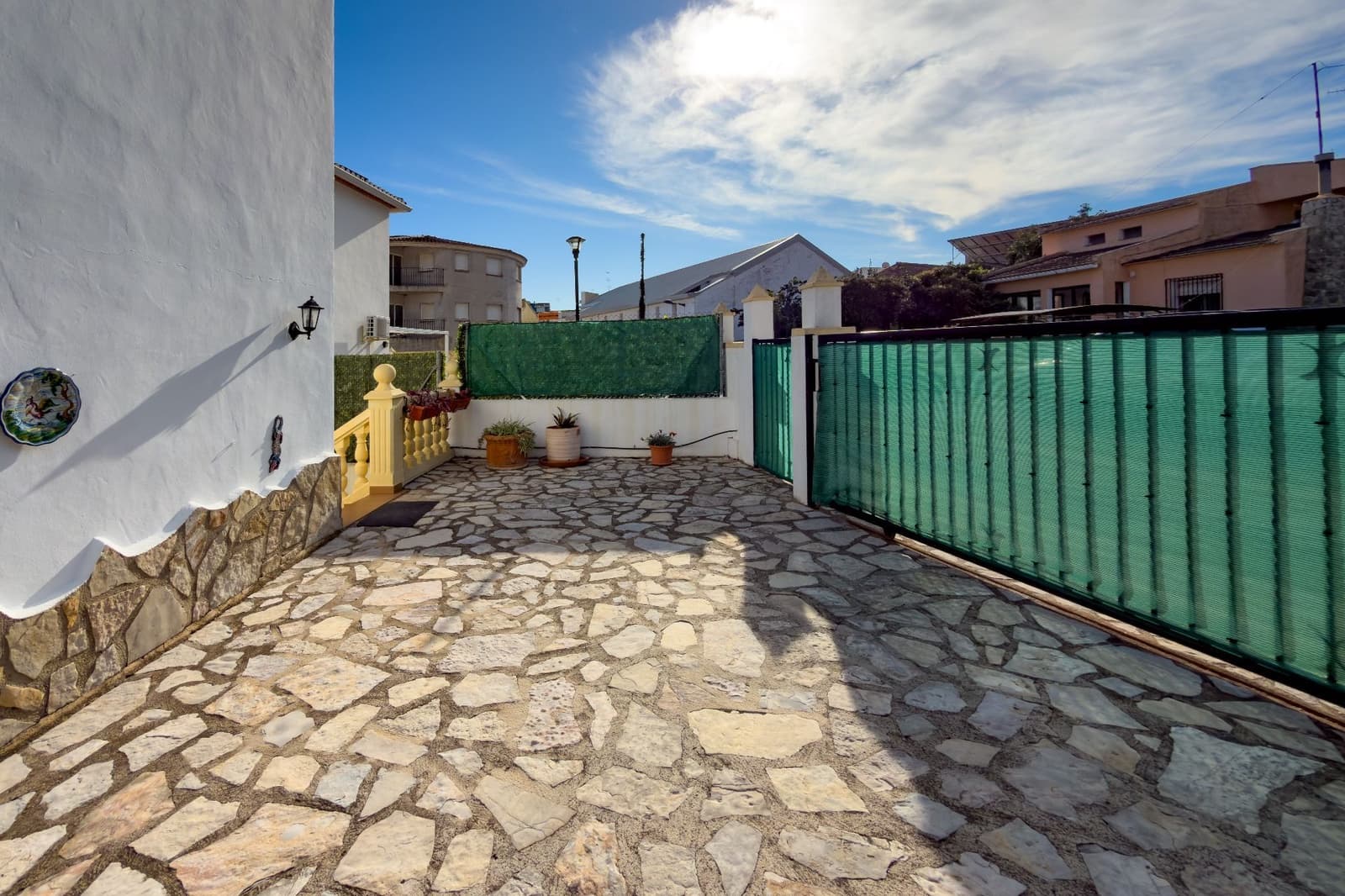 3 bedroom Villa for sale in Sagra with pool garage - € 400,000 (Ref: 9470890)