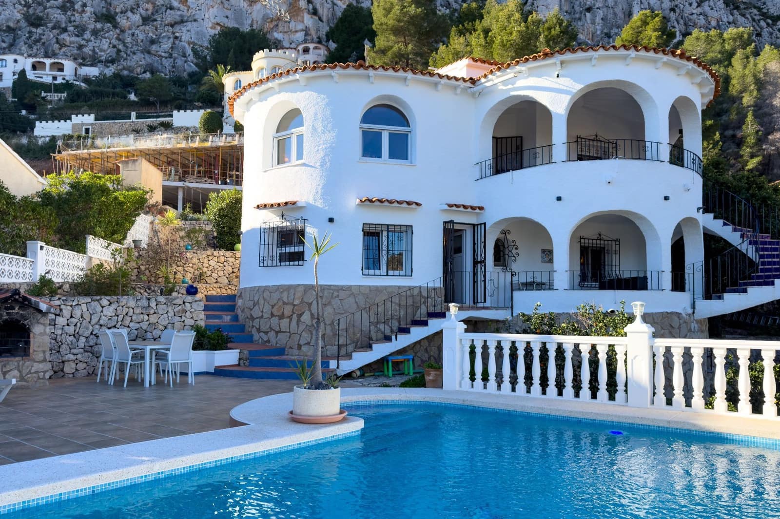 Chalet de 4 habitaciones en Calpe / Calp en venta con piscina garaje - 634.000 € (Ref: 9543043)