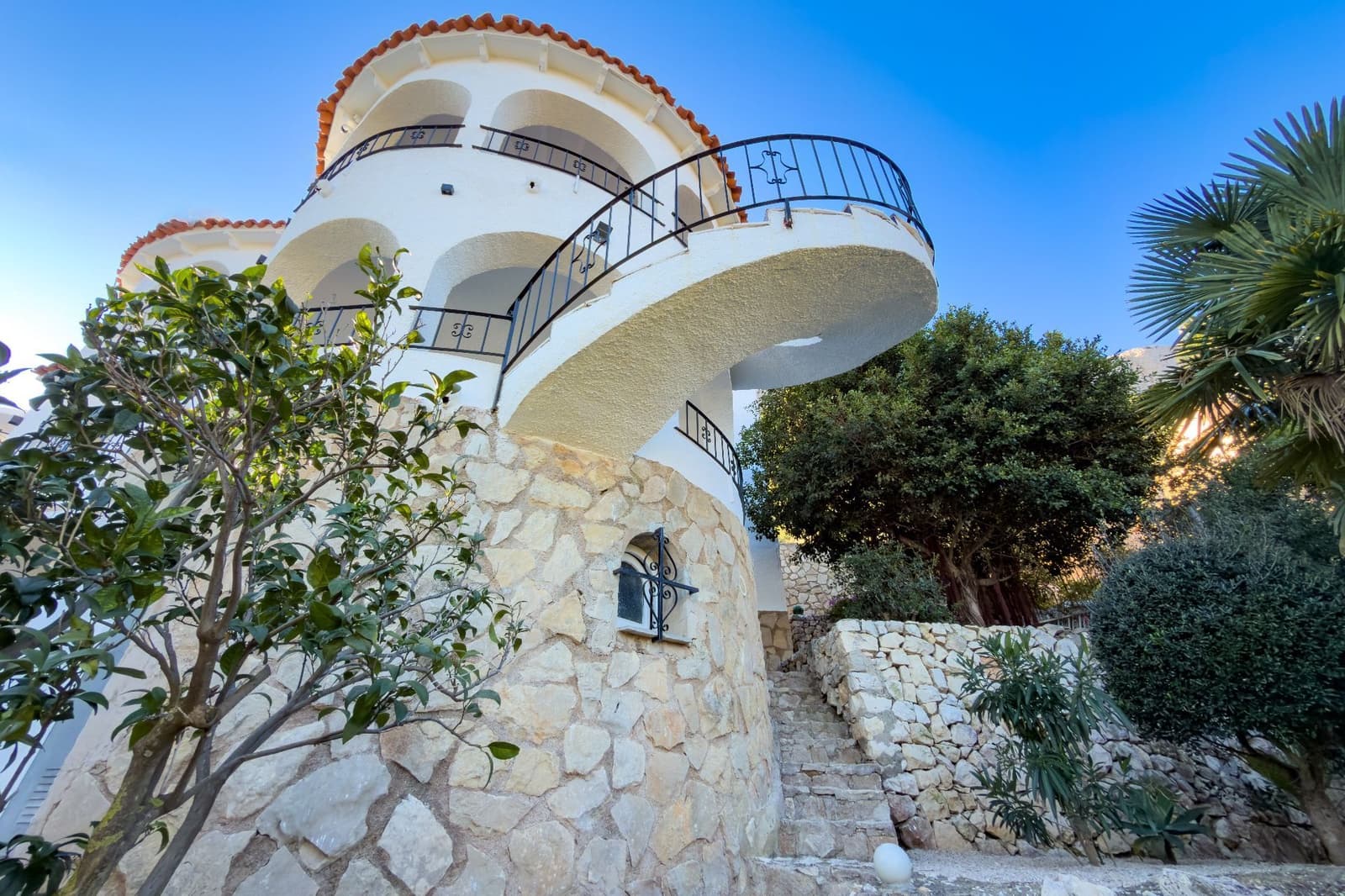 Chalet de 4 habitaciones en Calpe / Calp en venta con piscina garaje - 634.000 € (Ref: 9543043)