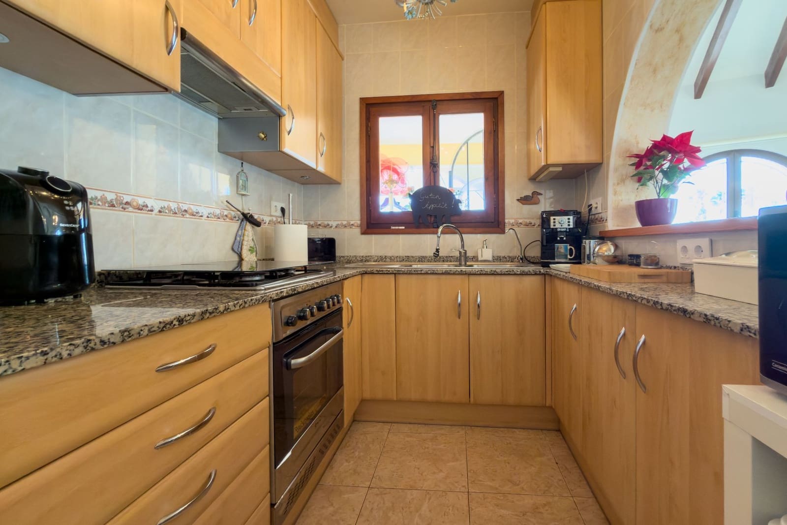 Chalet de 3 habitaciones en Calpe / Calp en venta con piscina garaje - 495.000 € (Ref: 9636435)