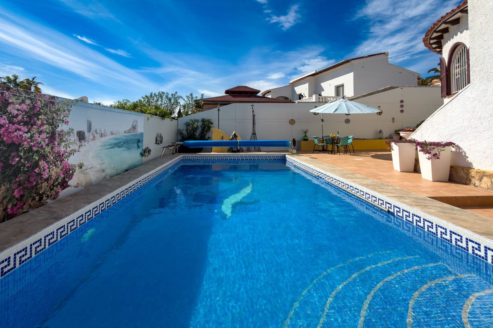 Chalet de 3 habitaciones en Calpe / Calp en venta con piscina garaje - 495.000 € (Ref: 9636435)