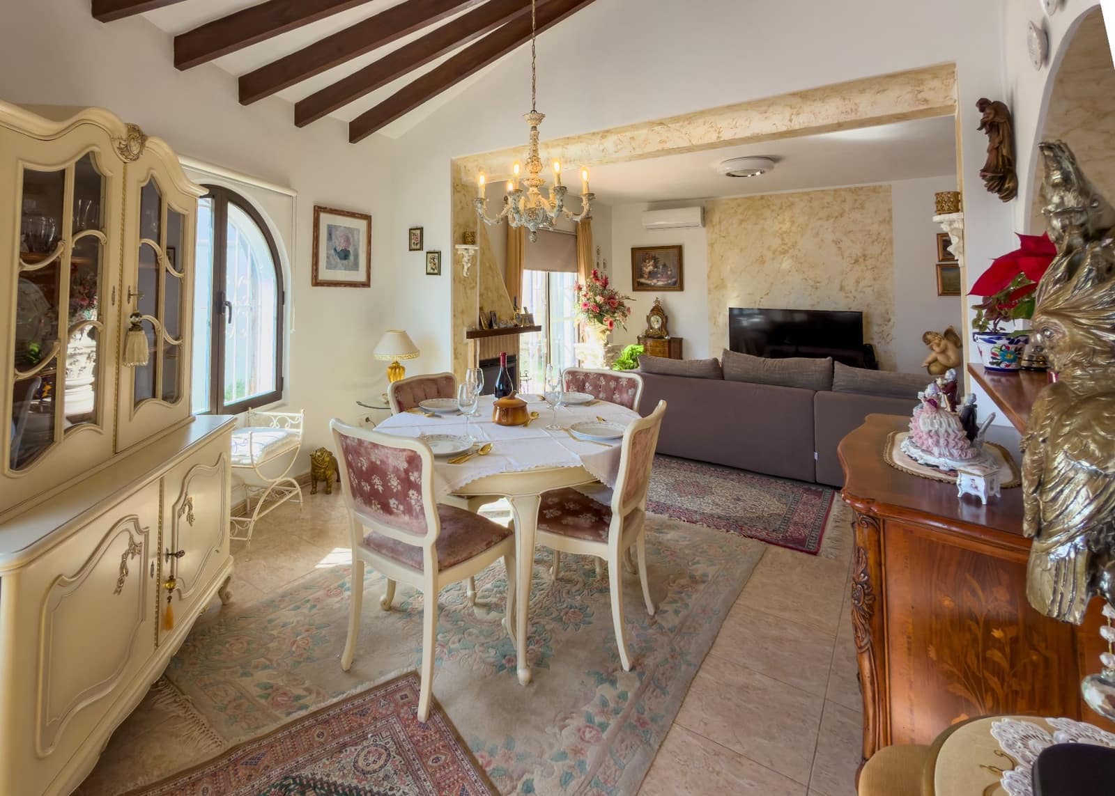 Chalet de 3 habitaciones en Calpe / Calp en venta con piscina garaje - 495.000 € (Ref: 9636435)