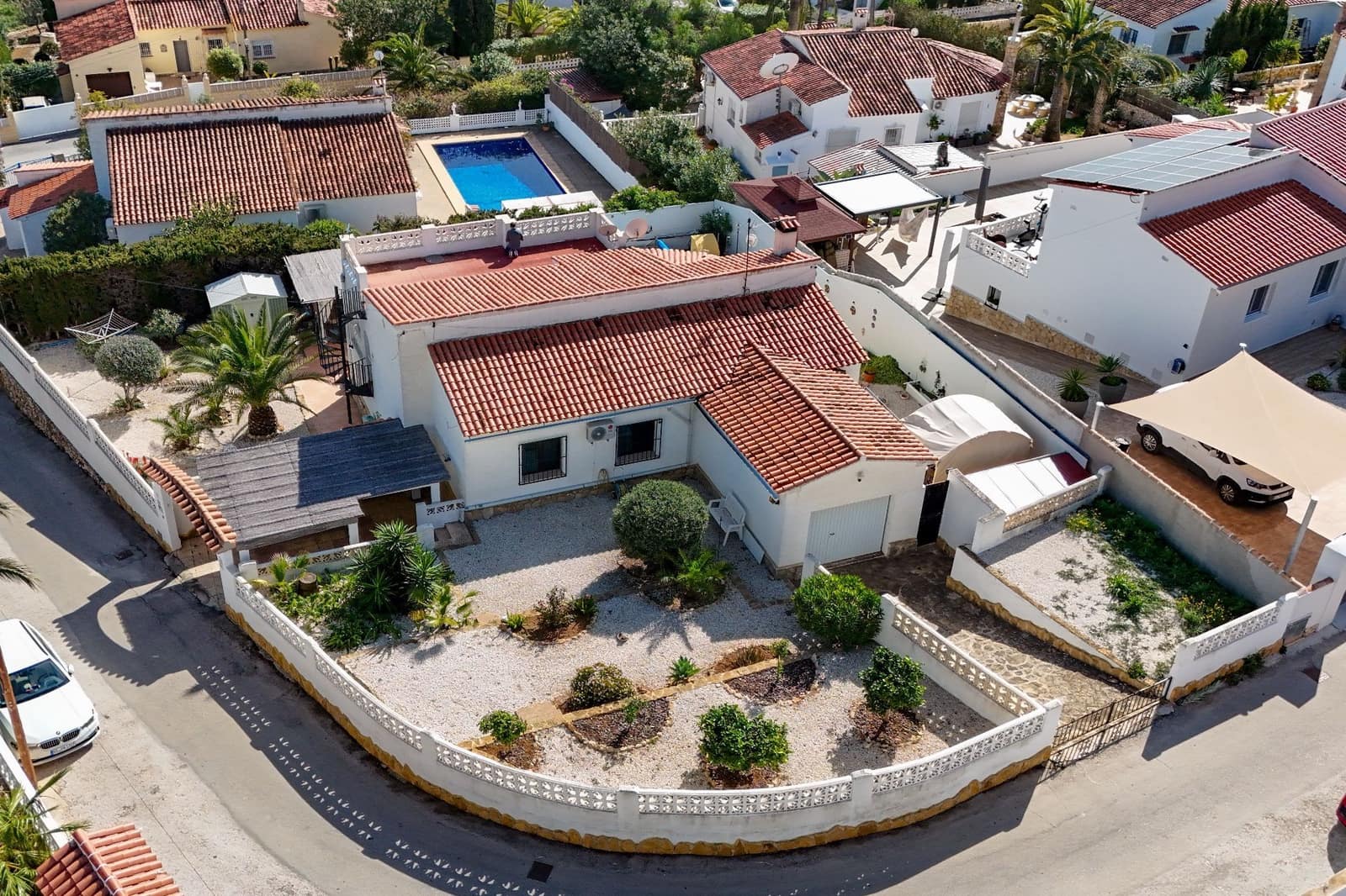 Chalet de 3 habitaciones en Calpe / Calp en venta con piscina garaje - 495.000 € (Ref: 9636435)