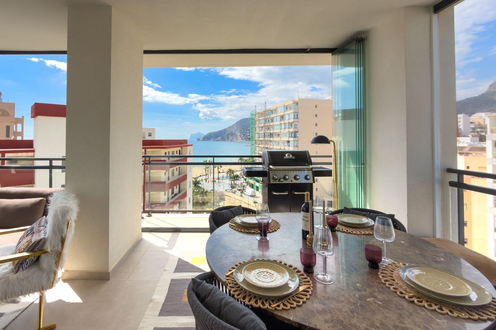 3 sypialnia Apartament na sprzedaż w Calpe / Calp z basenem garażem - 945 000 € (Ref: 9676771)